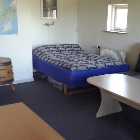 Lejlighed I Roligt Villakvarter. Apartment